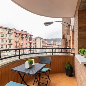 Habitación en casa particular Casco Viejo Junto A Bilborock, Bilbao
