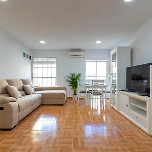 Charming 2 Bedroom At Triana Center By Oui , Sevilla España