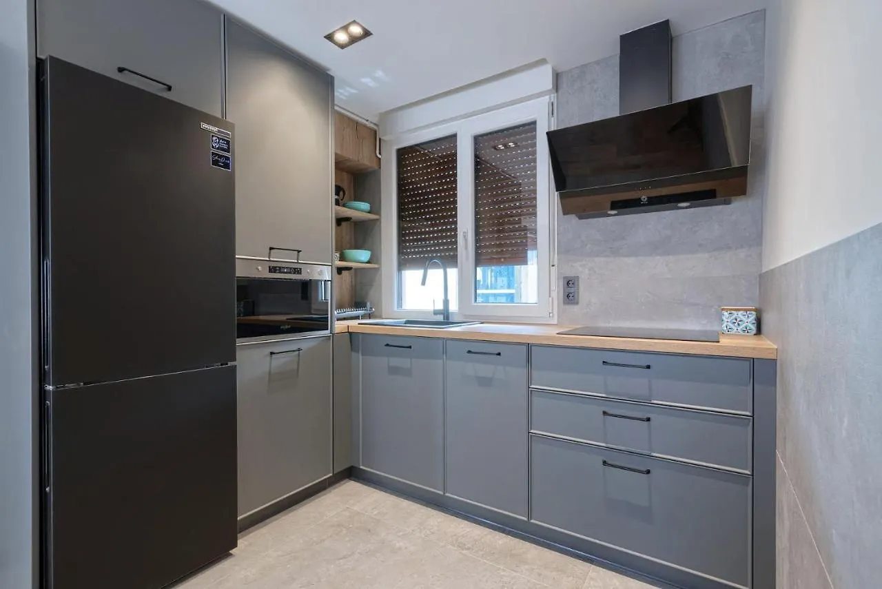 アパート ビルバオVivienda Turistica De Diseno Eleganteアパートメント