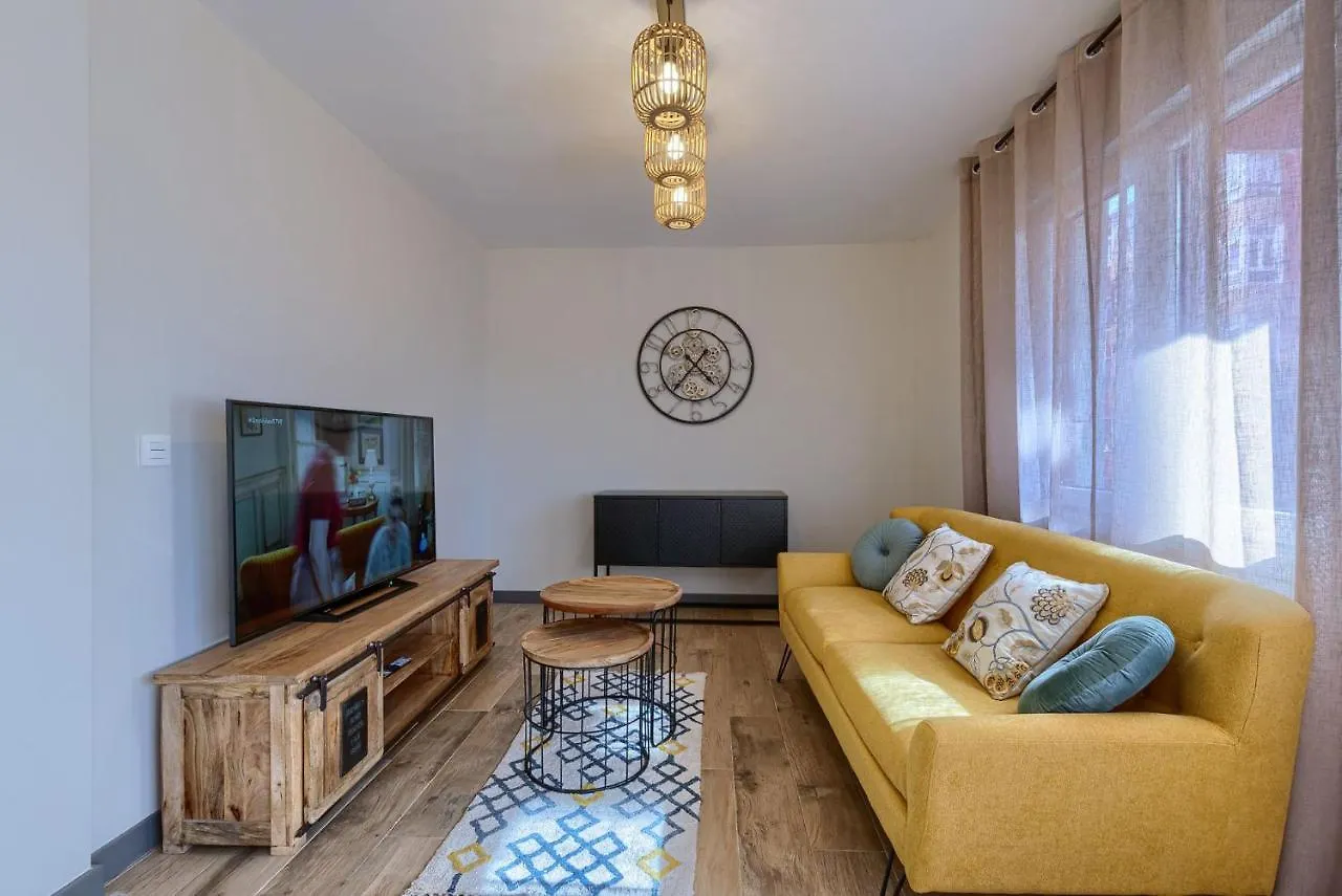 アパート ビルバオVivienda Turistica De Diseno Eleganteアパートメント